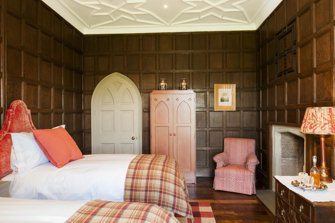 The North Wing - Combermere Abbey ウィットチャーチ エクステリア 写真